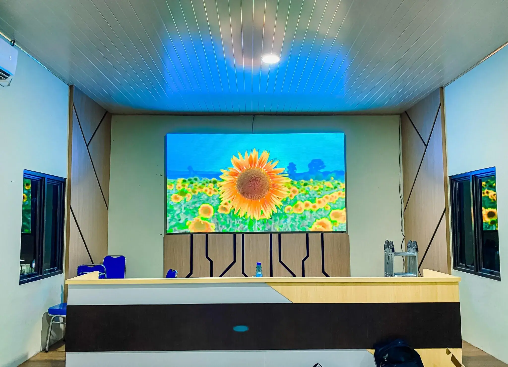 Videotron Indoor Digunakan untuk Apa Saja?