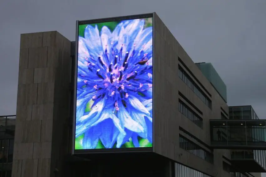 simulasi videotron