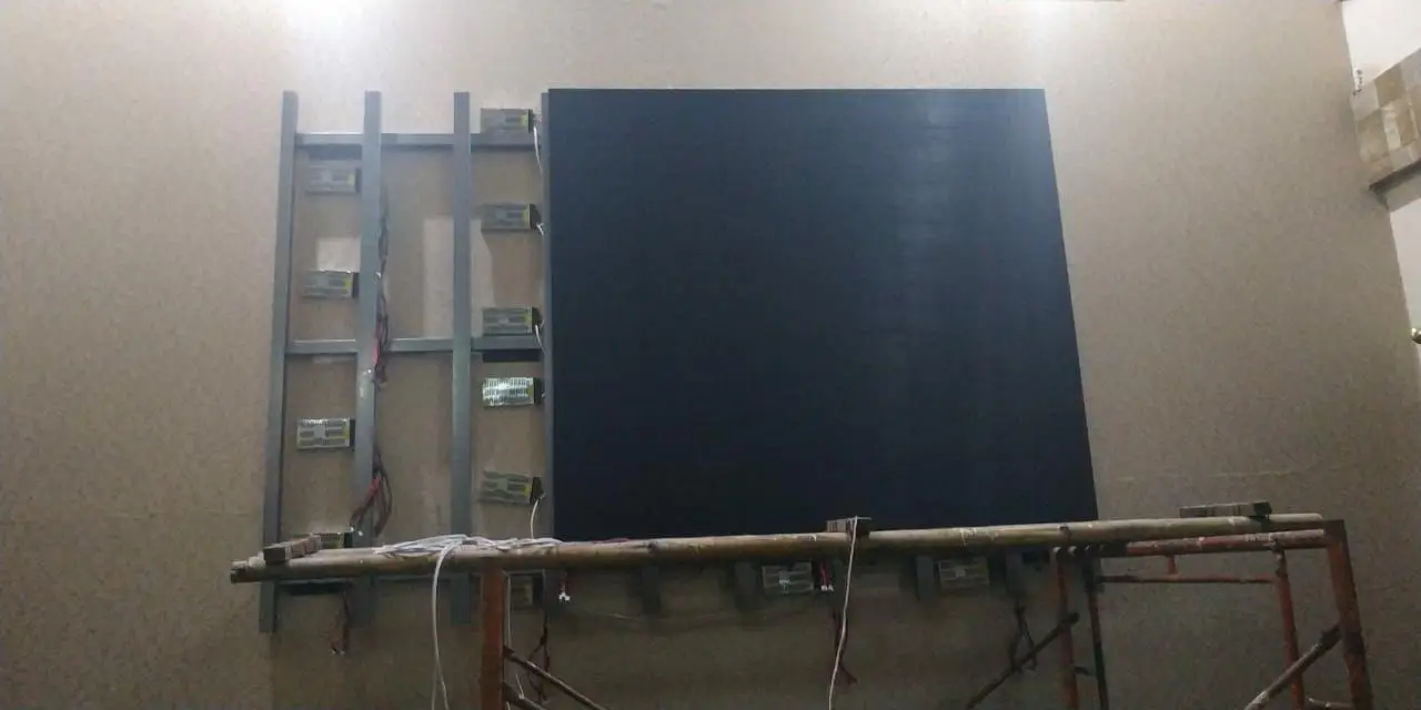 instalasi videotron indoor tanpa merusak dinding