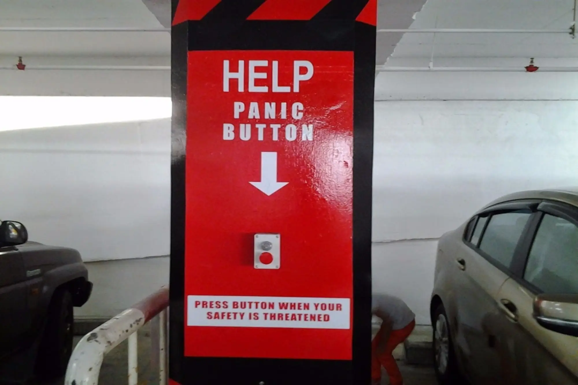 Panic Button di area parkir