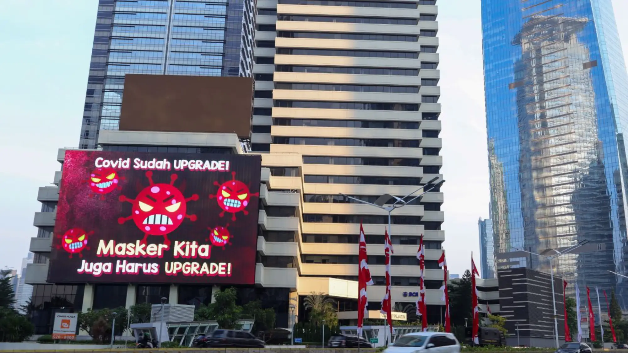 cara memasang videotron di atas atap gedung (Rooftop)