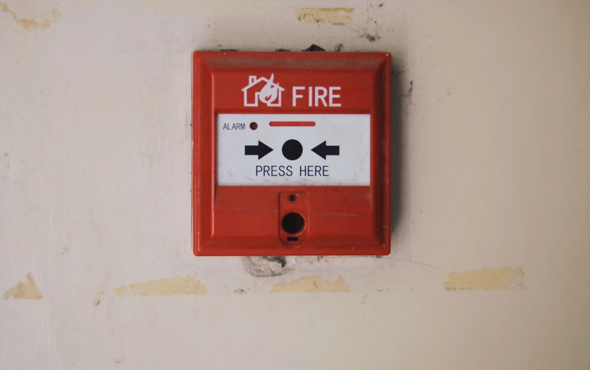 mandatory access control pada sistem keamanan gedung