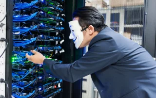 access control mongodb pada database server