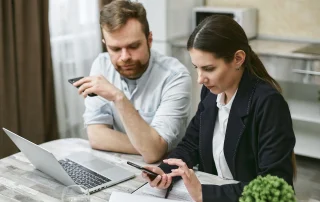 remote access and control untuk mengelola perangkat dari jarak jauh