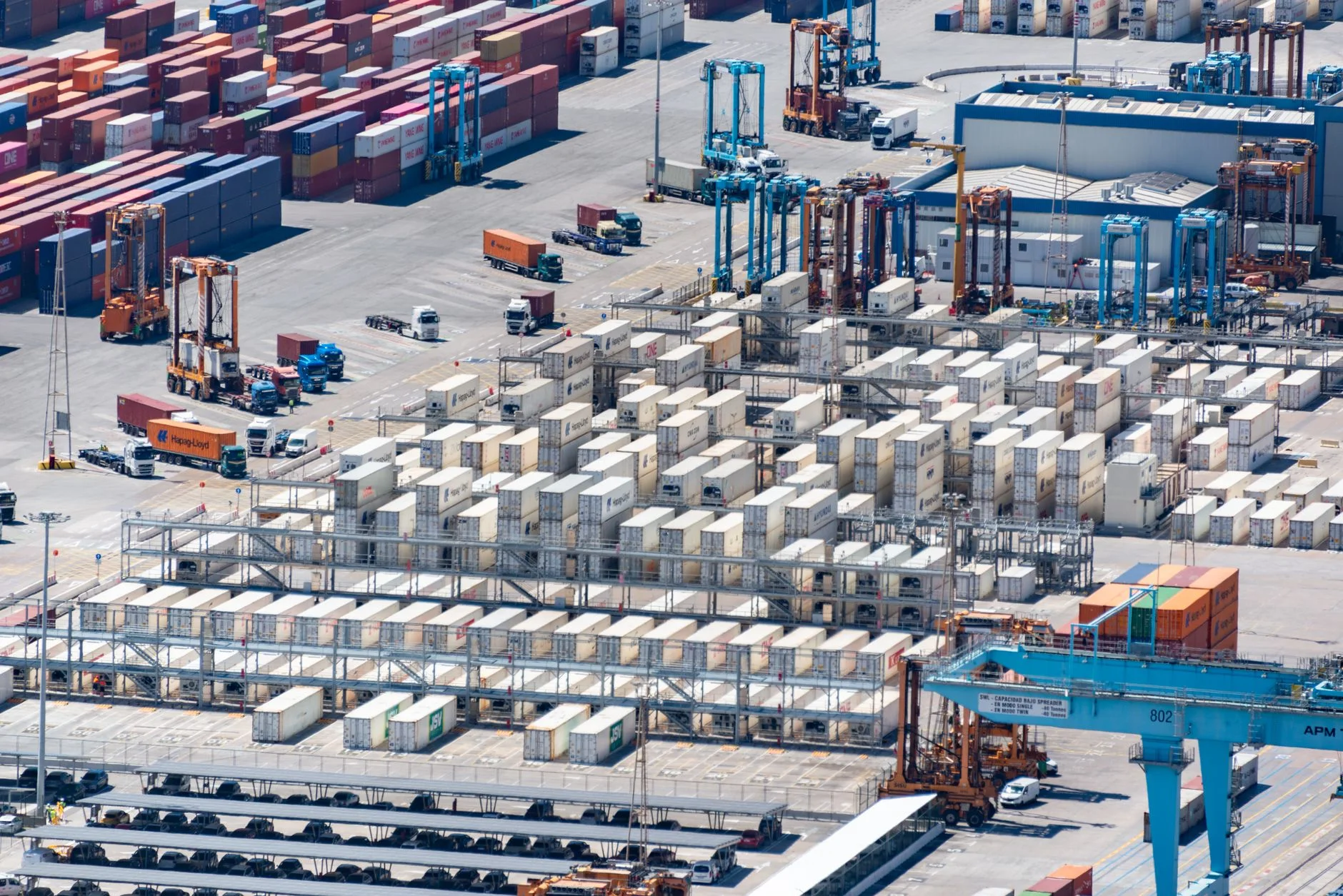 kamera pendeteksi container number untuk pengawasan logistik