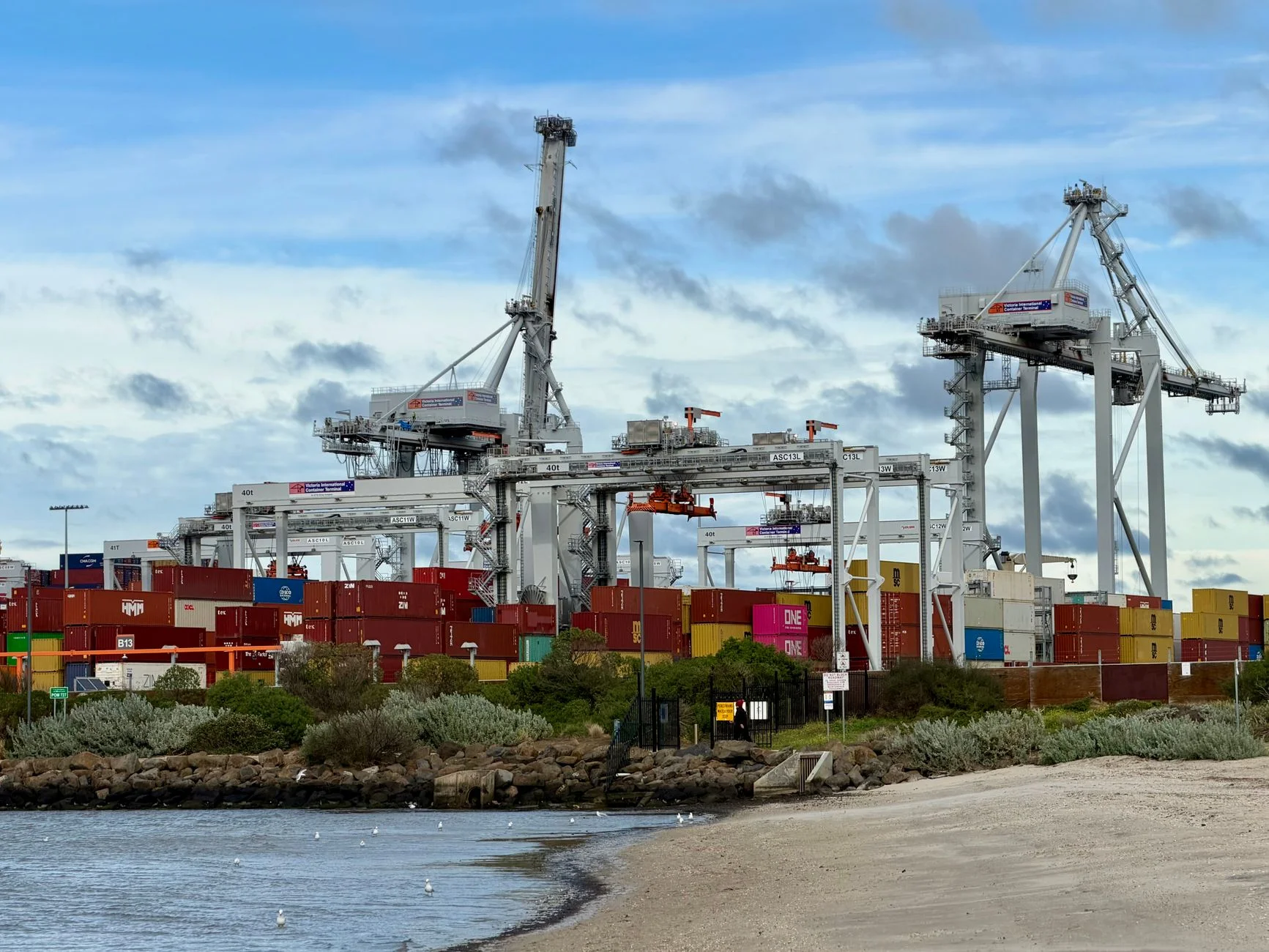 Automated container inspection system for logistics