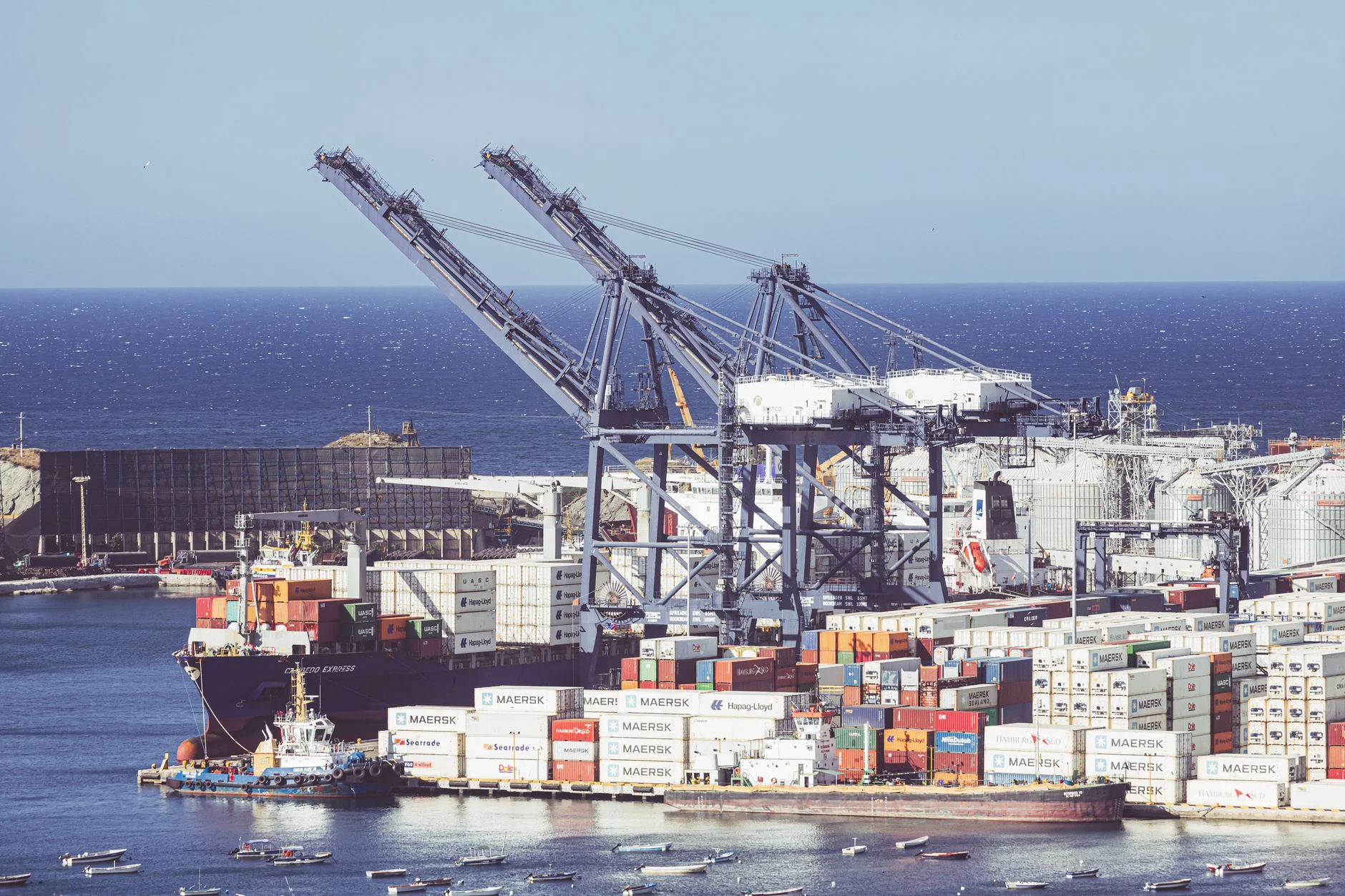 AI OCR container number recognition technology for efficient port operations